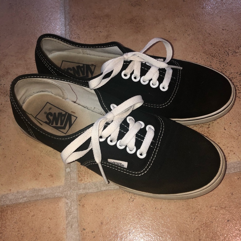 Black Low Rise Vans